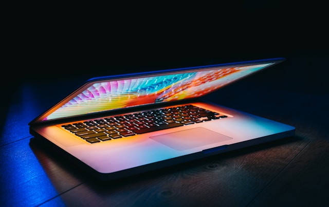 szabo-viktor-2K7z8JNOyGU-unsplash